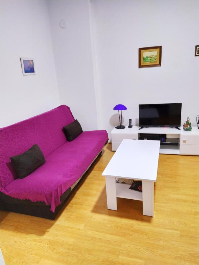 Podgorica Center Apartment Luaran gambar